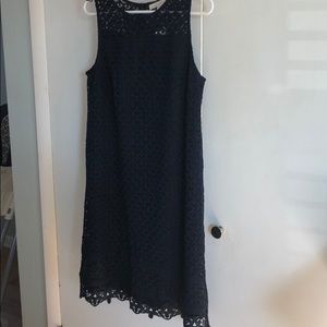 Beautiful lace maternity dress